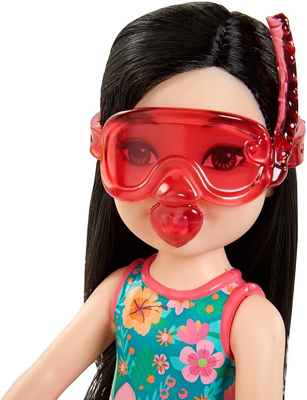 Barbie Az Elveszett Szülinap Chelsea Baba Zebrás Úszógumis