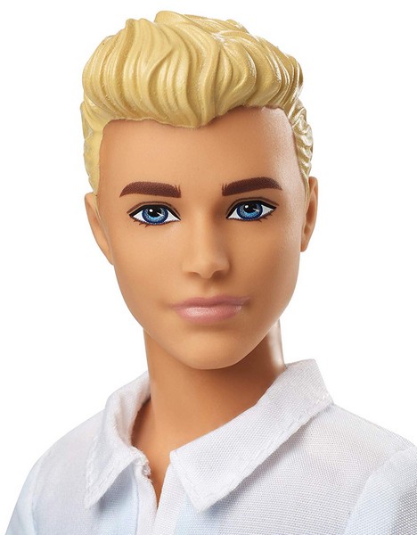 Barbie Fashionista barátok fiú baba Galléros pólóban