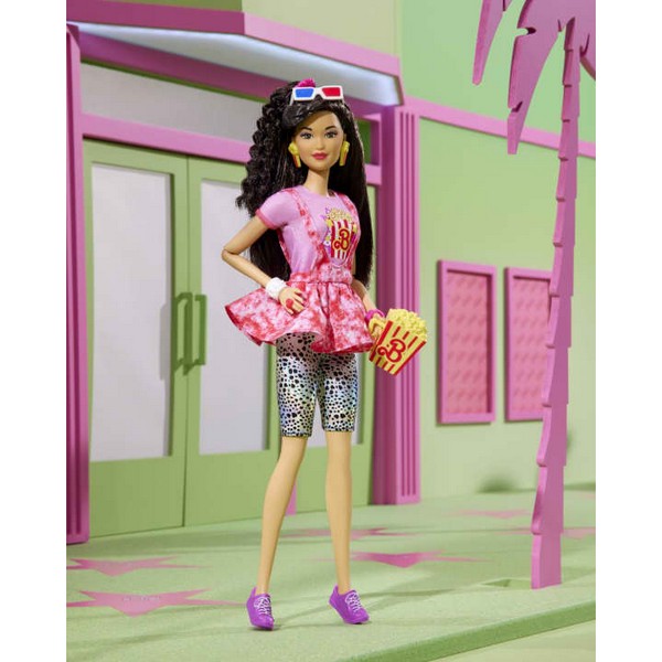 Barbie Rewind Baba a 80-as években - Moziban