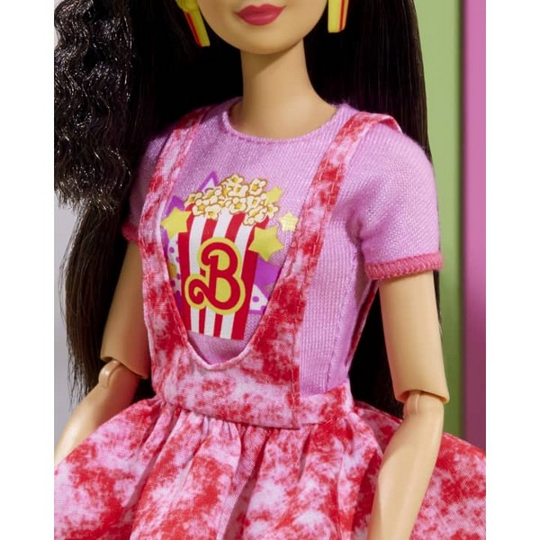 Barbie Rewind Baba a 80-as években - Moziban