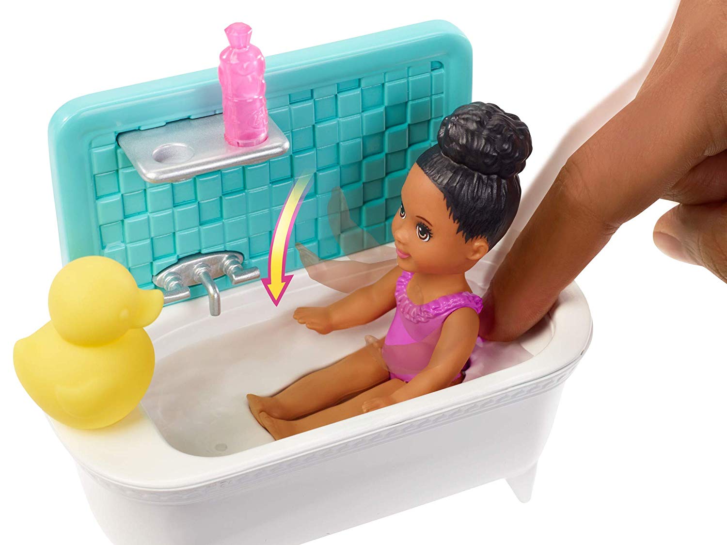 Barbie bébiszitter játékszett - Fürdetés fekete hajú babával