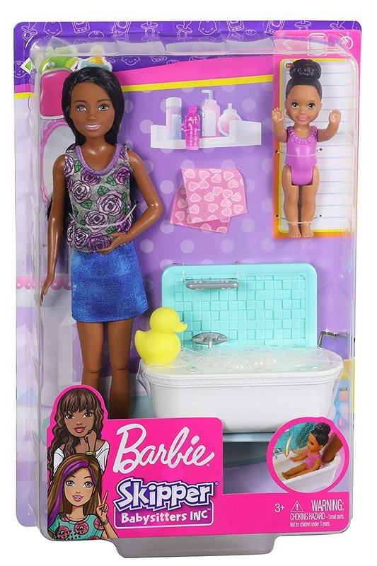 Barbie bébiszitter játékszett - Fürdetés fekete hajú babával