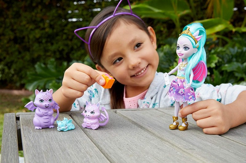 Enchantimals Babák Állatka Családdal Deanna Dragon