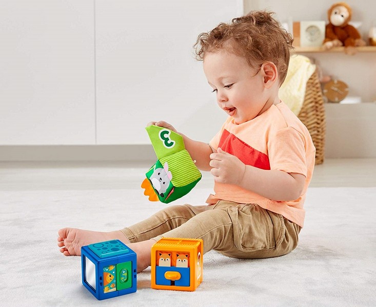 Fisher-Price Változatos anyagok állatos kocka
