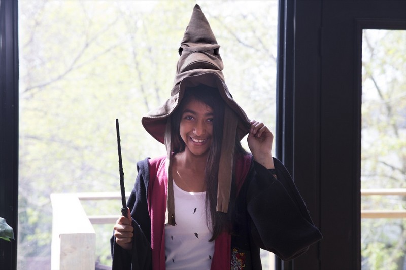 Harry Potter Magyarul Beszélő Teszlek Süveg 43 cm (elem nélkül)