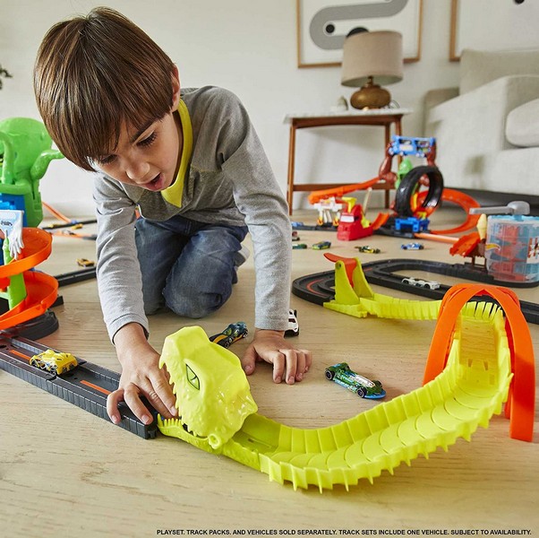 Hot Wheels City Közepes Pálya - Toxic Viper Bridge Attack Pálya Kisautóval