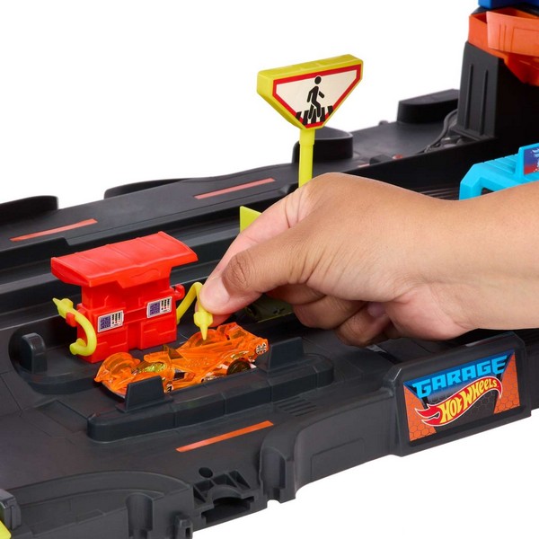 Hot Wheels City Ultimate Garázs 2023
