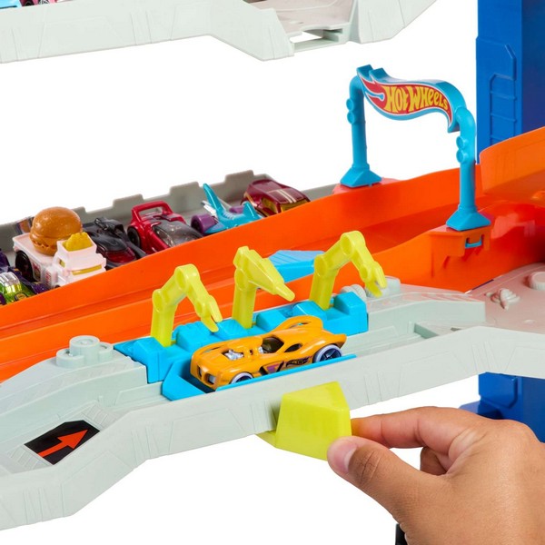 Hot Wheels City Ultimate Garázs 2023