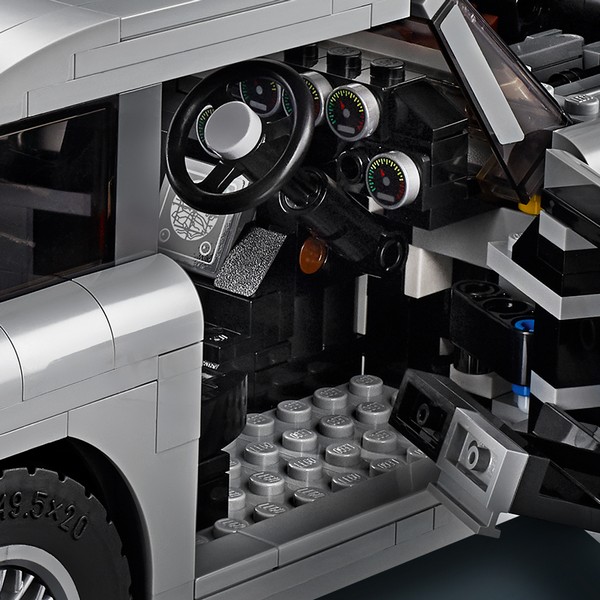 LEGO Creator Expert 10262 James Bond™ Aston Martin DB5