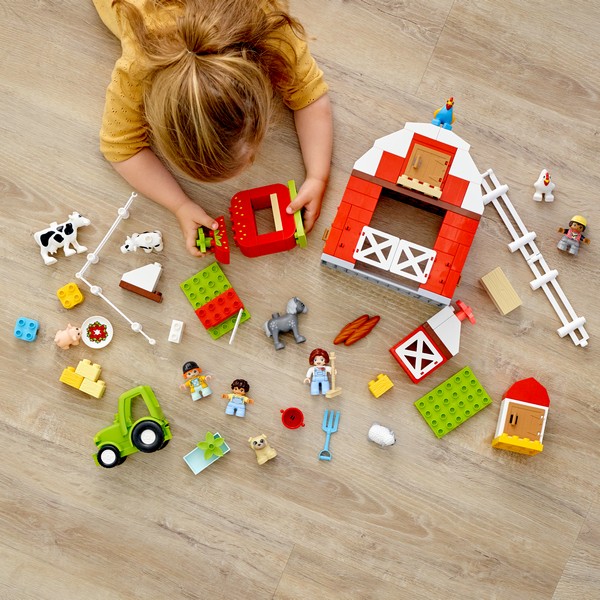 LEGO DUPLO 10952 Pajta, traktor és állatgondozás a farmon