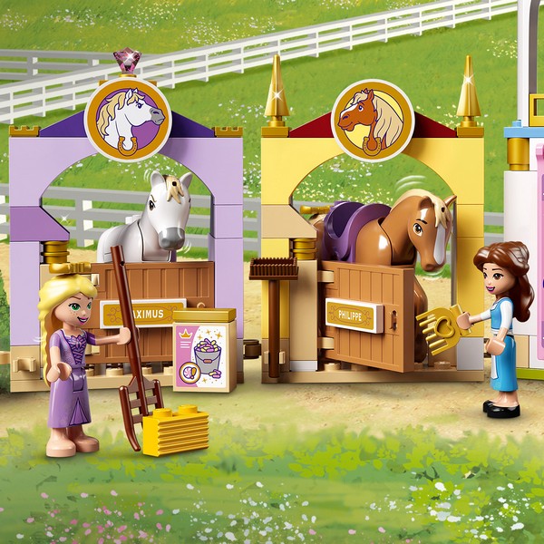 LEGO Disney 43195 Belle és Aranyhaj királyi istállói