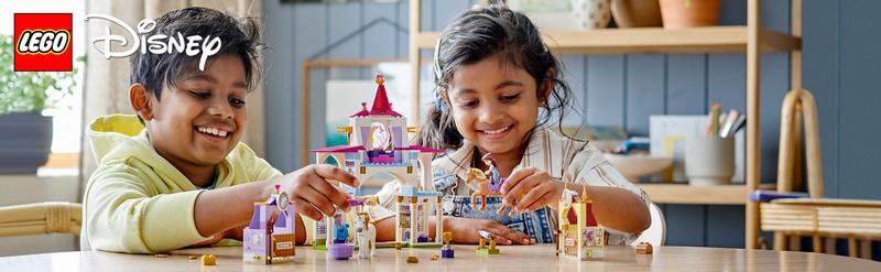 LEGO Disney 43195 Belle és Aranyhaj királyi istállói