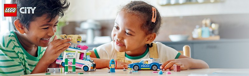 LEGO City 60314 Fagylaltos kocsi rendőrségi üldözés