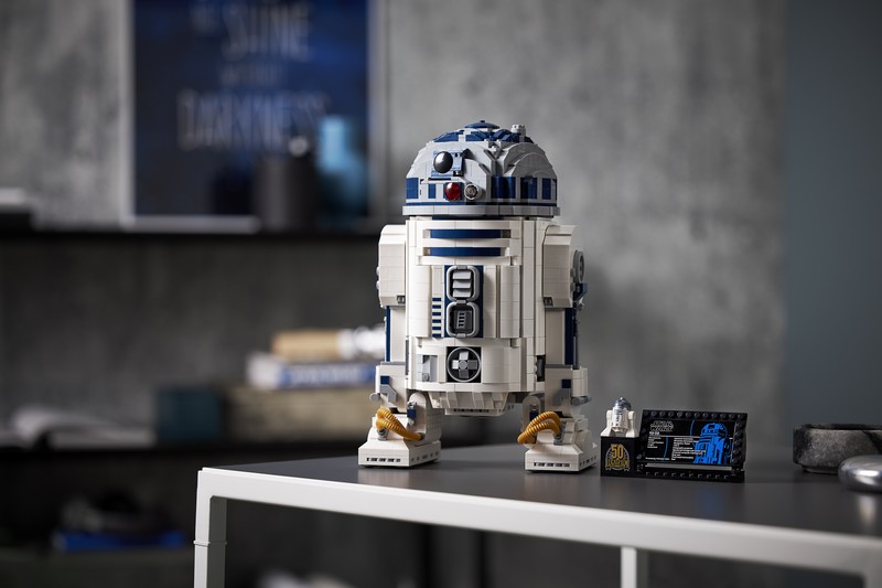 LEGO Star Wars 75308 Star Wars R2-D2