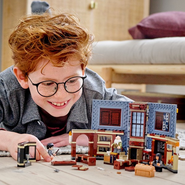 LEGO Harry Potter 76385 Harry Potter Roxfort™ pillanatai: Bűbájtan óra