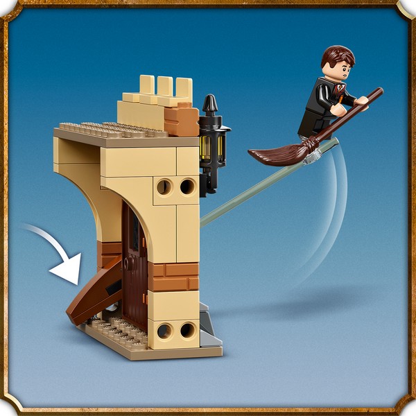 LEGO Harry Potter 76395 Roxfort™: Az első repülőlecke