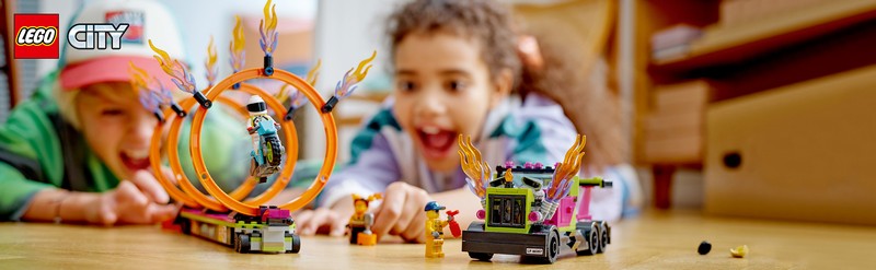 LEGO City 60357 Kaszkadőr járgány és tűzgyűrű kihívás