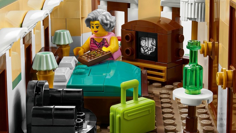 LEGO Creator 10297 Boutique Hotel