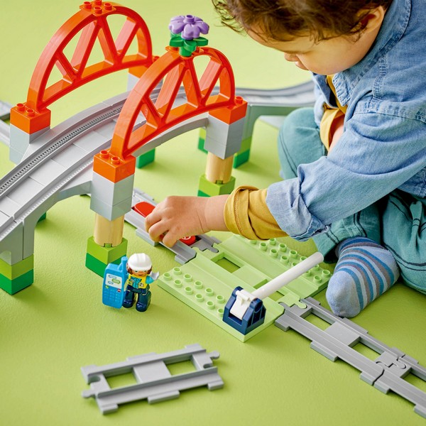 LEGO DUPLO 10426 Vasúti Híd És Sínek Kiegészítő Szett