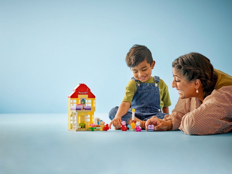 LEGO DUPLO 10433 Peppa malac születésnapi háza