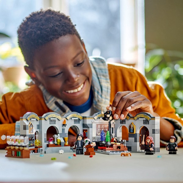 LEGO Harry Potter 76431 Roxfort™ kastély: Bájitaltan óra