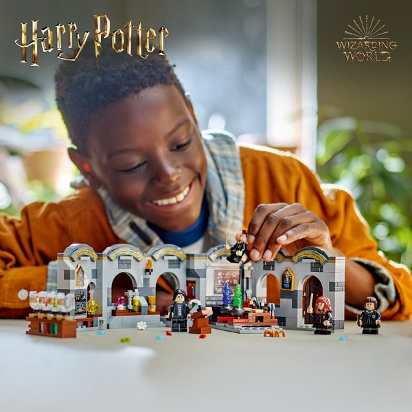 LEGO Harry Potter 76431 Roxfort™ kastély: Bájitaltan óra