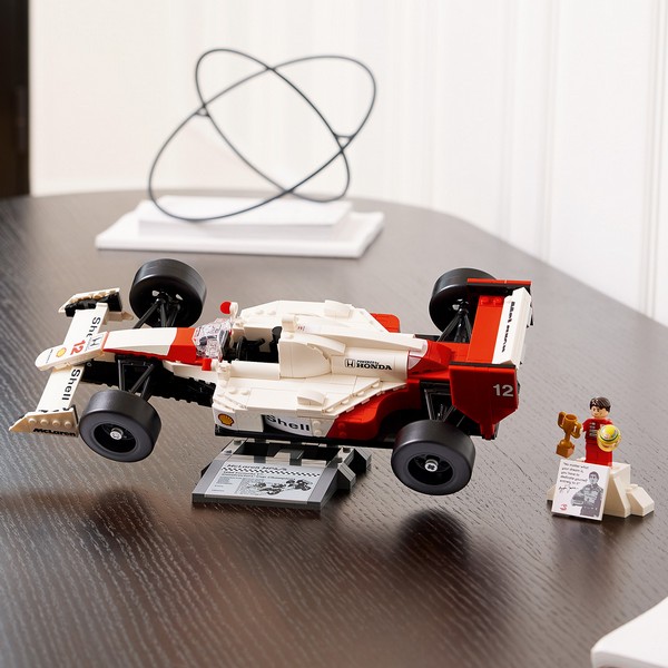 LEGO Icons 10330 Mclaren MP4/4 És Ayrton Senna