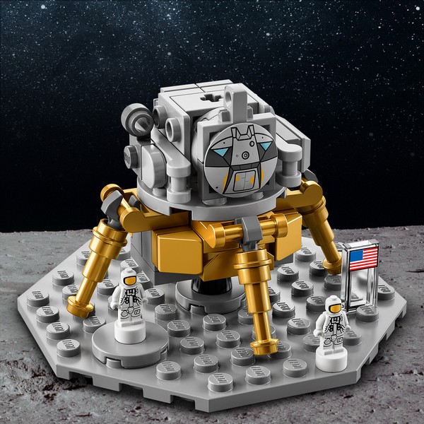 LEGO Ideas 92176 NASA - Apollo Saturn V