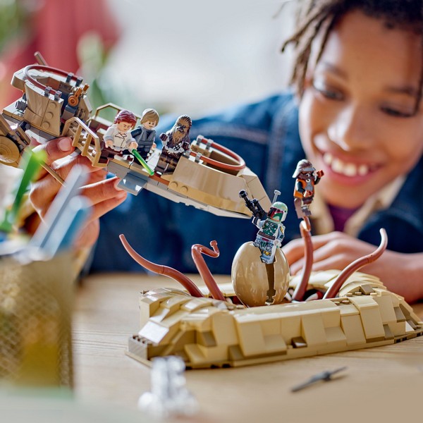 LEGO Star Wars 75396 Sivatagi sikló és a sarlacc ürege