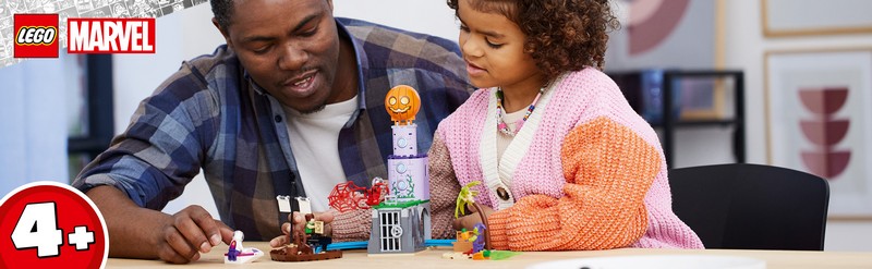 LEGO Super Heroes 10790 Pókcsapat a Zöld Manó világítótornyánál