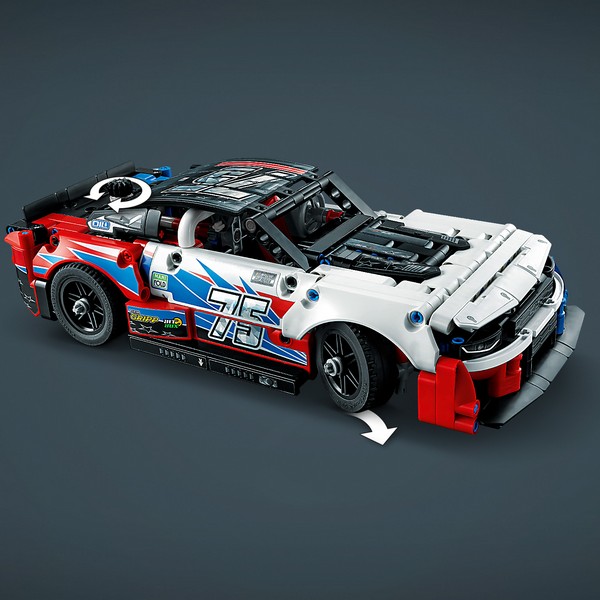 LEGO Technic 42153 NASCAR® Next Gen Chevrolet Camaro ZL1