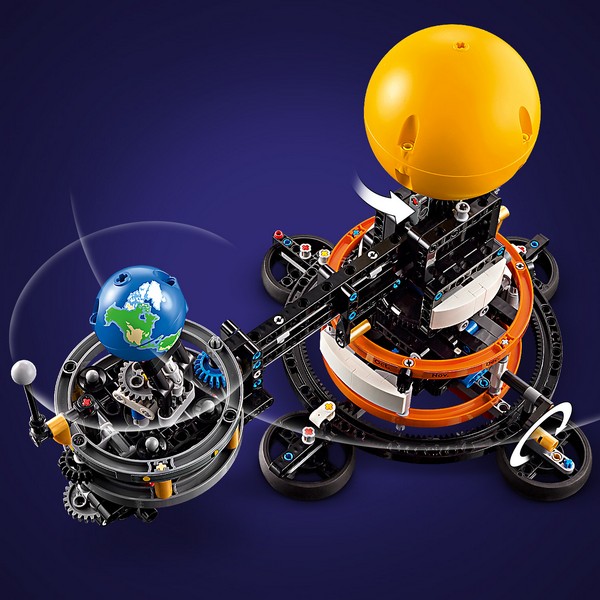 LEGO Technic 42179 A Föld És A Körülötte Keringő Hold