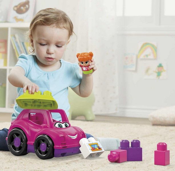 Mega Bloks Jármű Figurával - Catie Kabrió