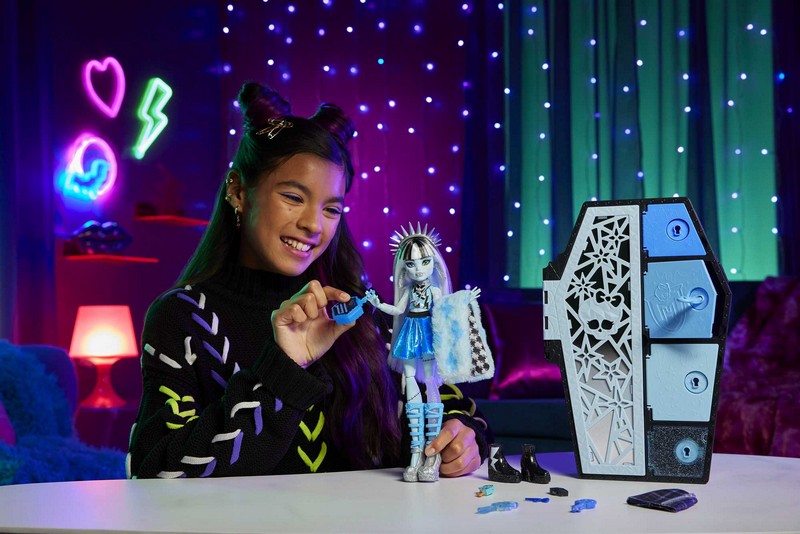 Monster High Szörnyen Jó Barátok Titkai - Rémbuli Frankie