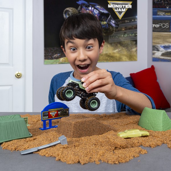 Monster Jam &amp; Kinetic Sand Prémium Pályaszett