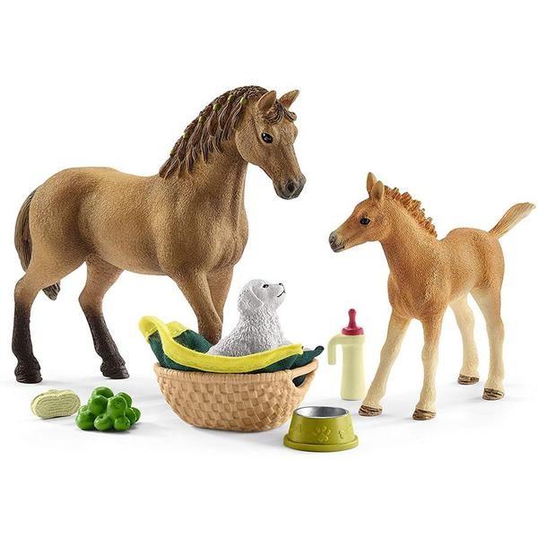Schleich 42432 Horse Club Sarah Kis Állatai Ápoló Szettel