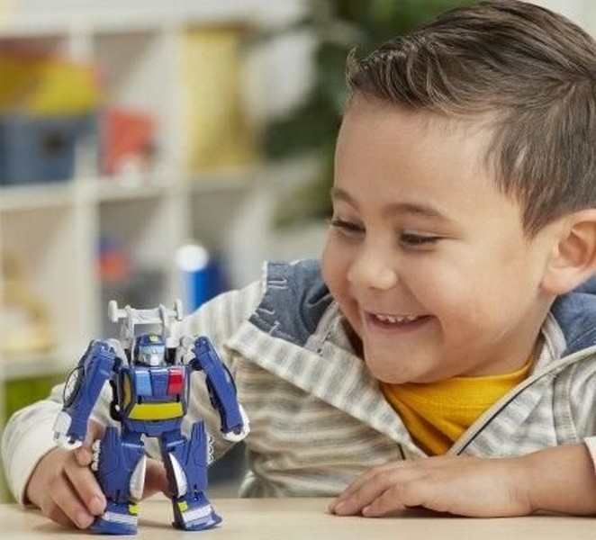 Transformers Rescue Bots Academy - Chase the Police